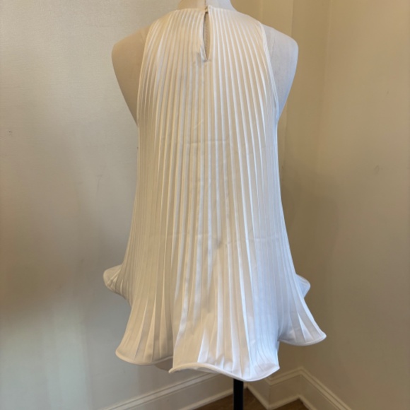 Selezza Cataline Pleated Top in Lily White - Picture 2 of 4